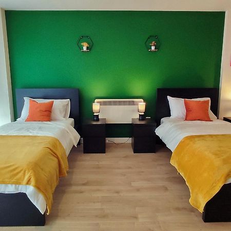 Duplex Apartment In Leeds With King Size Bed - Long Stay Rates Available מראה חיצוני תמונה