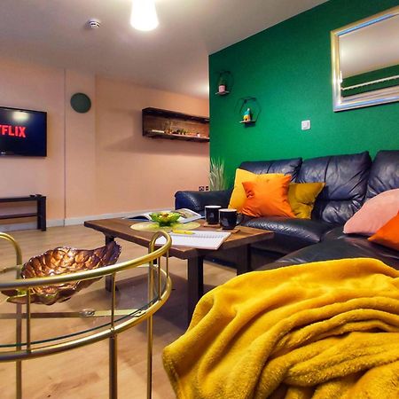 Duplex Apartment In Leeds With King Size Bed - Long Stay Rates Available מראה חיצוני תמונה