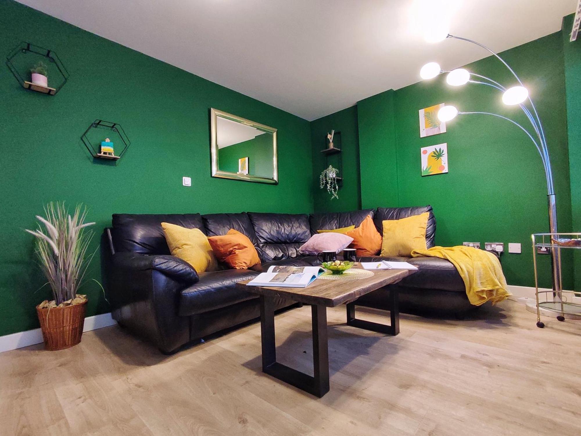 Duplex Apartment In Leeds With King Size Bed - Long Stay Rates Available מראה חיצוני תמונה