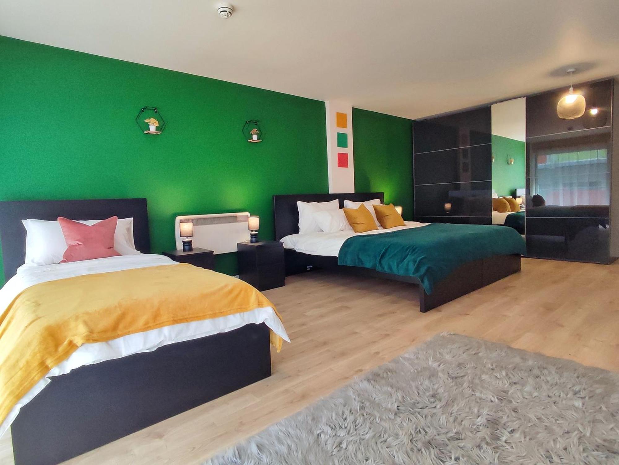Duplex Apartment In Leeds With King Size Bed - Long Stay Rates Available מראה חיצוני תמונה