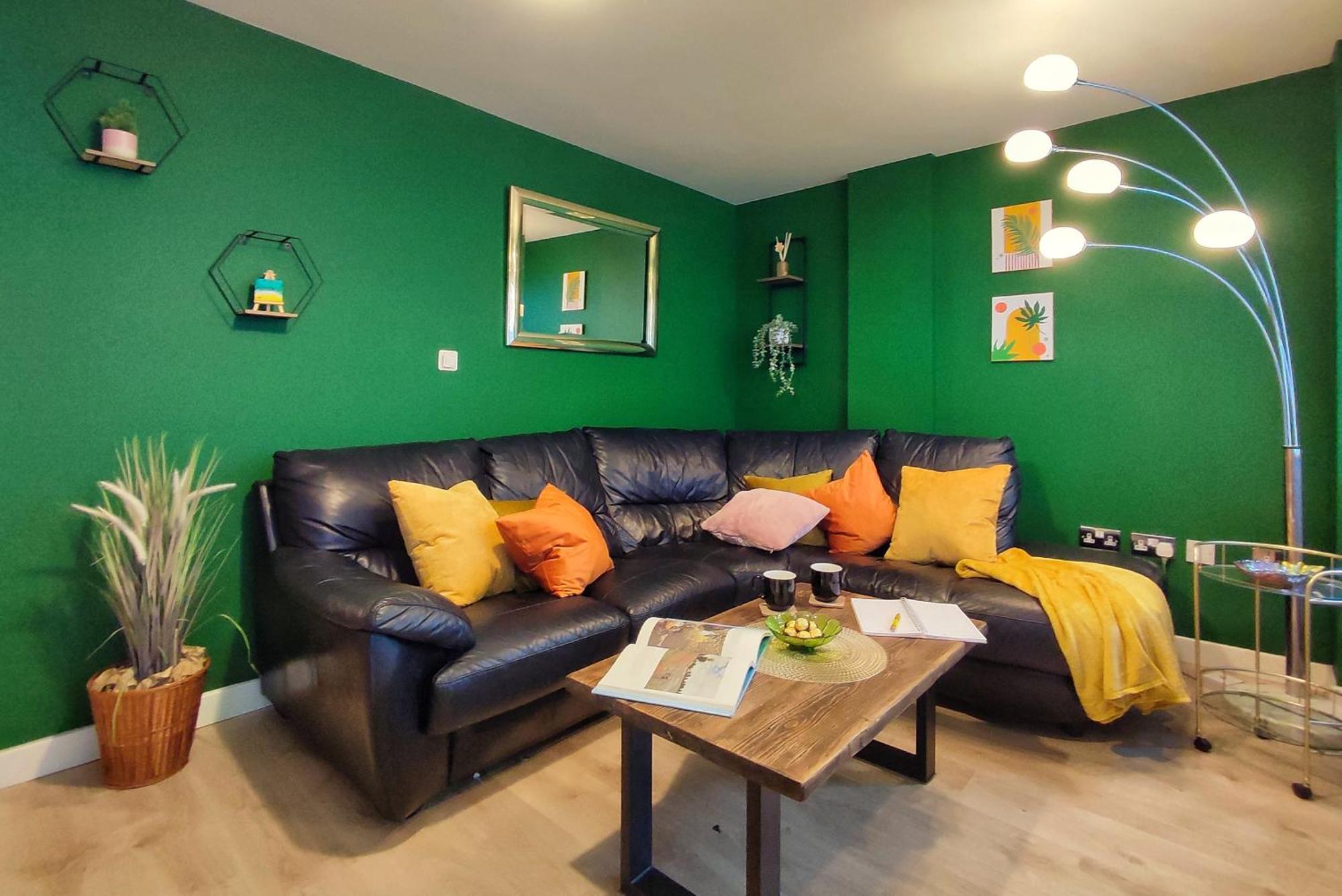 Duplex Apartment In Leeds With King Size Bed - Long Stay Rates Available מראה חיצוני תמונה